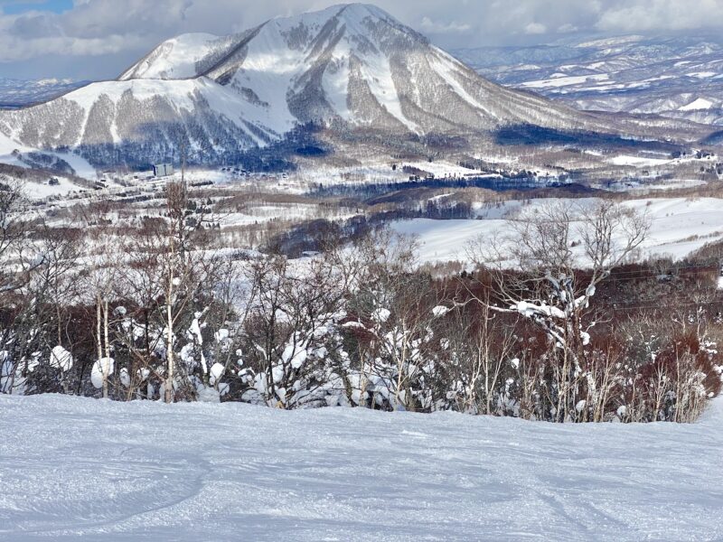 Rusutsu, Hokkaido, Japan. Image © PlanetSKI